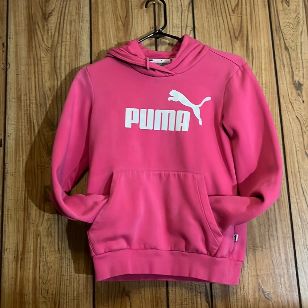 Brand: puma | size:s | color: hot pink